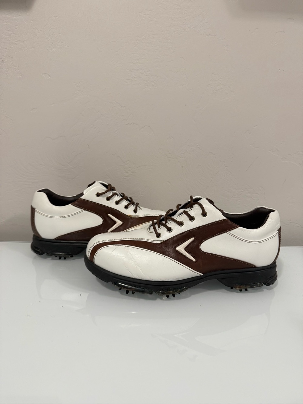 Callaway White and Brown Men's Golf Sneakers